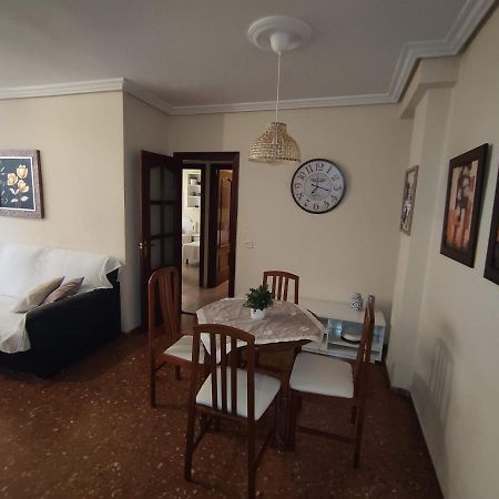 Amplio Piso Junto A Playa Victoria Lejlighed Cádiz Eksteriør billede
